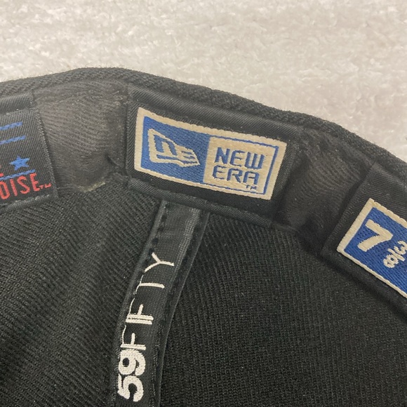 New era 59fifty 7 3/8 dog tag Boston red sox baseball hat - Picture 7 of 9